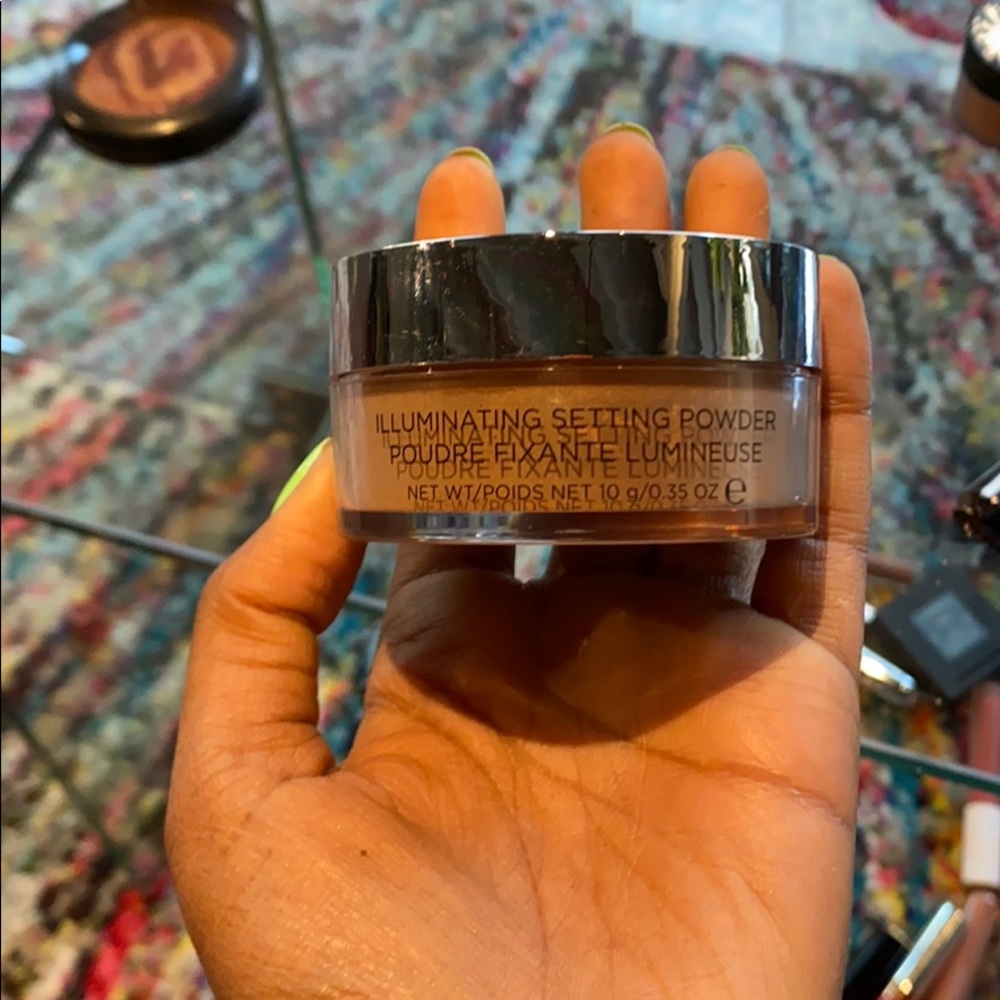 Cover fx illuminating deep setting powder